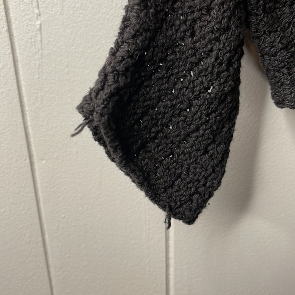 Free People Black Crop Knit V Neck Sweater - Picture 3 of 6